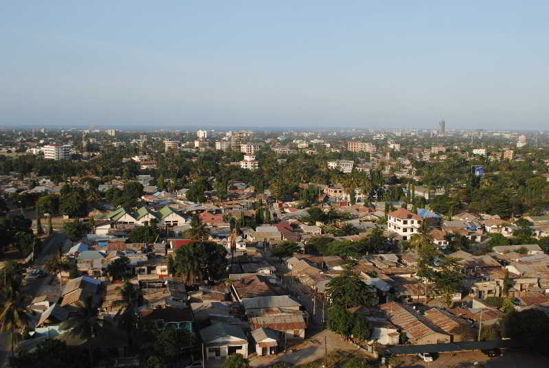 Blue Pearl Hotel & Apartments Dar es Salaam Buitenkant foto